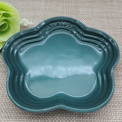 Ceramic Elevated Cat Bowl.